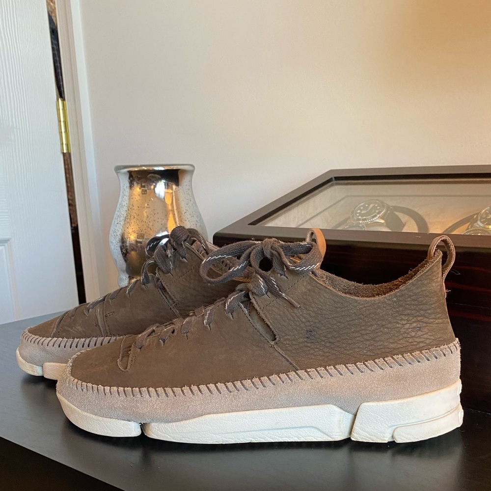 Clarks Originals moc sneakers size 11